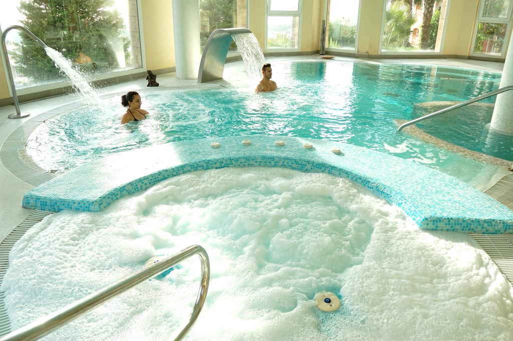 Hotel Tematico Costa Del Sol 토레몰리노스 외부 사진
