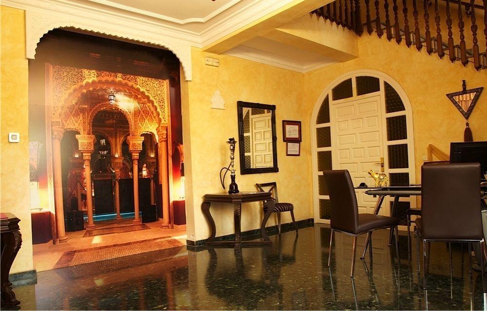 Hotel Tematico Costa Del Sol 토레몰리노스 외부 사진