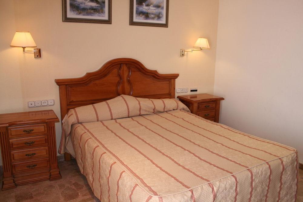 Hotel Tematico Costa Del Sol 토레몰리노스 외부 사진