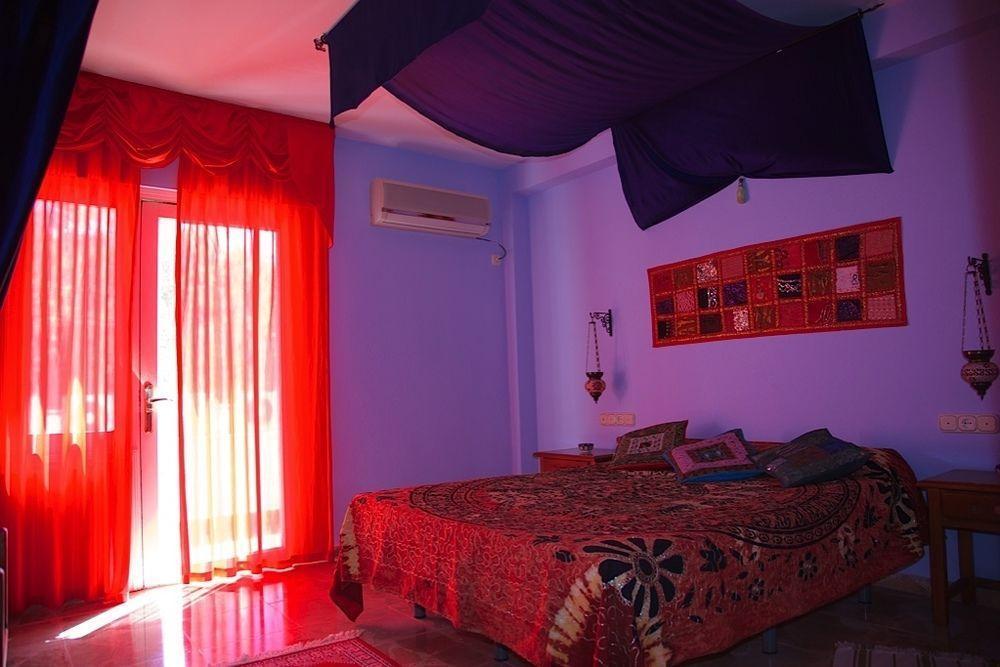 Hotel Tematico Costa Del Sol 토레몰리노스 외부 사진