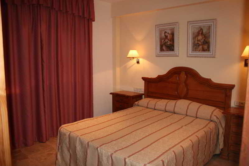 Hotel Tematico Costa Del Sol 토레몰리노스 외부 사진
